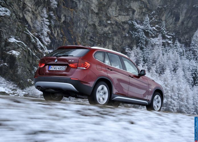 2011 BMW X1 xDrive28i - фотография 93 из 120