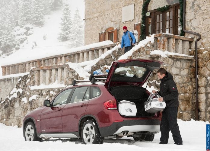 2011 BMW X1 xDrive28i - фотография 103 из 120
