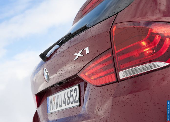 2011 BMW X1 xDrive28i - фотография 114 из 120