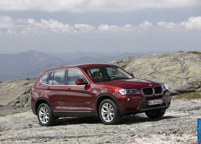 2011 BMW X3 - фотография 37 из 209 2011 BMW X3 - фотография 37 из 209