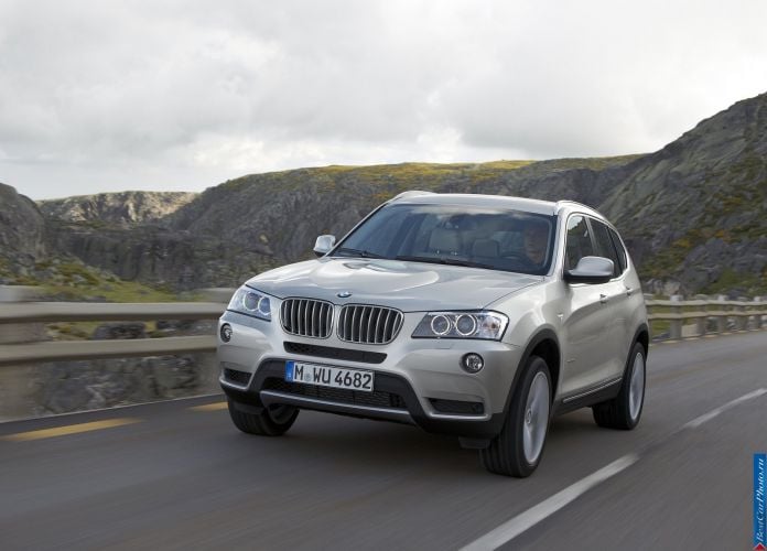 2011 BMW X3 - фотография 38 из 209 2011 BMW X3 - фотография 38 из 209