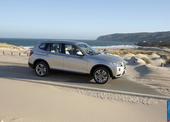 2011 BMW X3 - фотография 68 из 209 2011 BMW X3 - фотография 68 из 209