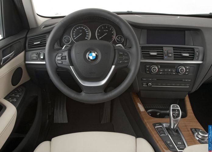 2011 BMW X3 - фотография 167 из 209 2011 BMW X3 - фотография 167 из 209