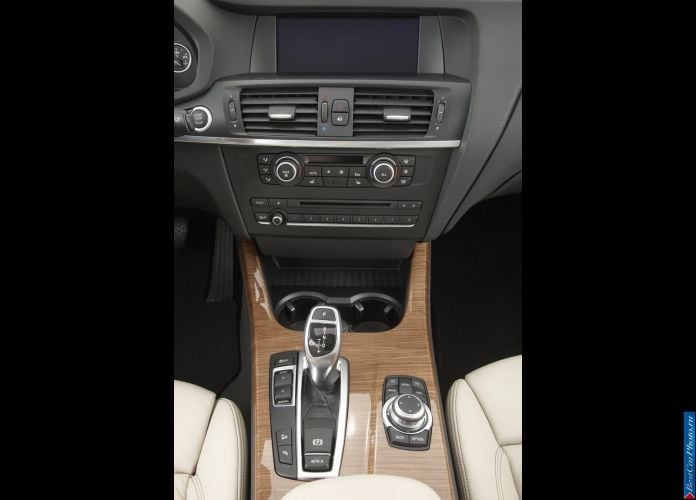 2011 BMW X3 - фотография 209 из 209 2011 BMW X3 - фотография 209 из 209