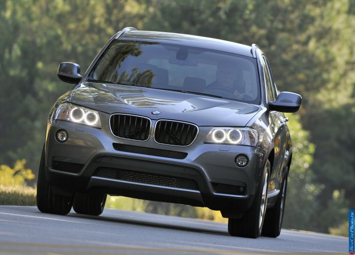 2011 BMW X3 xDrive20d - фотография 7 из 202