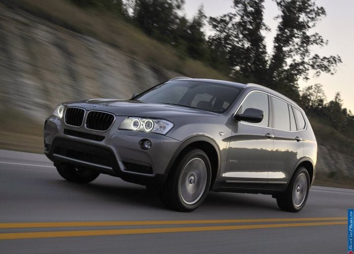 2011 BMW X3 xDrive20d - фотография 8 из 202
