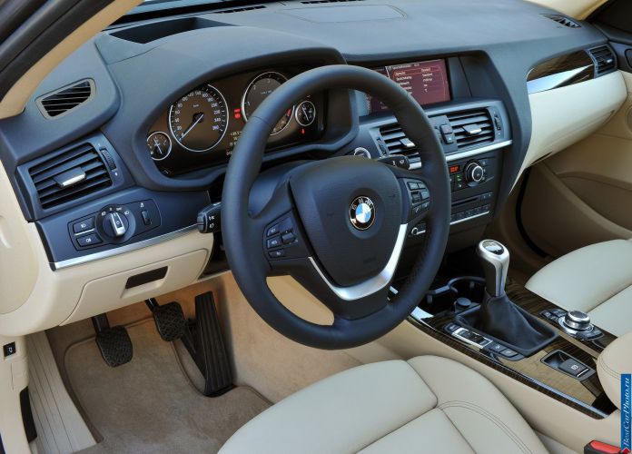 2011 BMW X3 xDrive20d - фотография 152 из 202