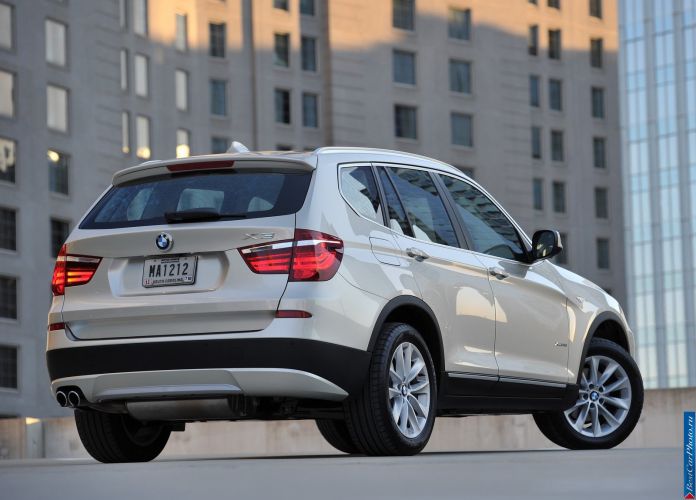 2011 BMW X3 xDrive35i - фотография 114 из 217