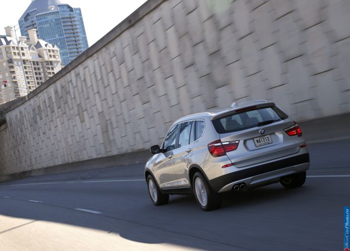 2011 BMW X3 xDrive35i - фотография 132 из 217