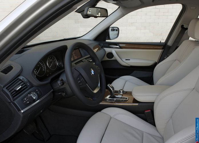 2011 BMW X3 xDrive35i - фотография 179 из 217 2011 BMW X3 xDrive35i - фотография 179 из 217