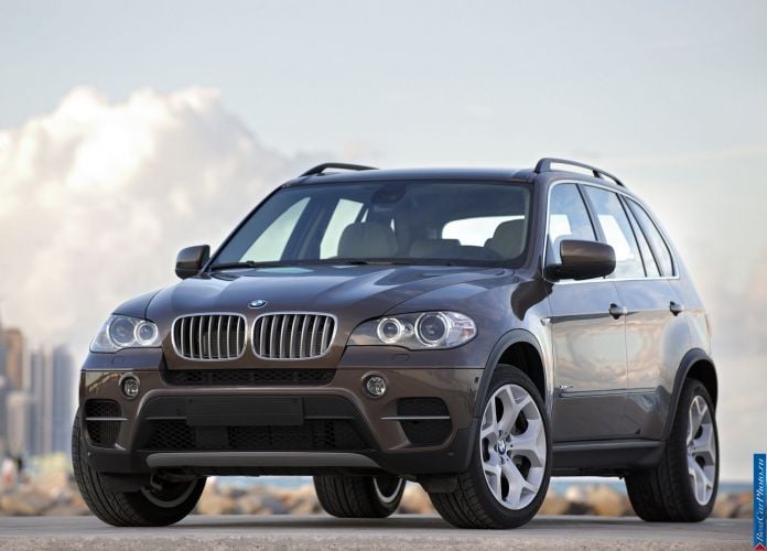 2011 BMW X5 - фотография 7 из 157