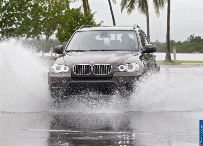 2011 BMW X5 - фотография 37 из 157 2011 BMW X5 - фотография 37 из 157