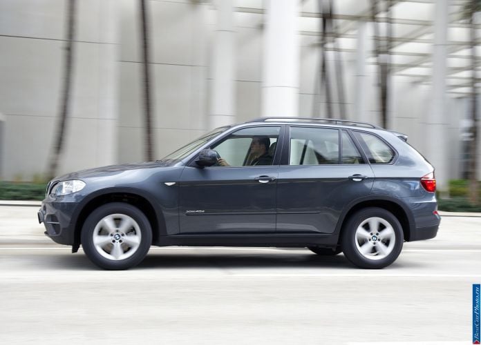 2011 BMW X5 - фотография 39 из 157