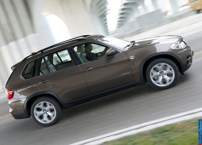 2011 BMW X5 - фотография 48 из 157