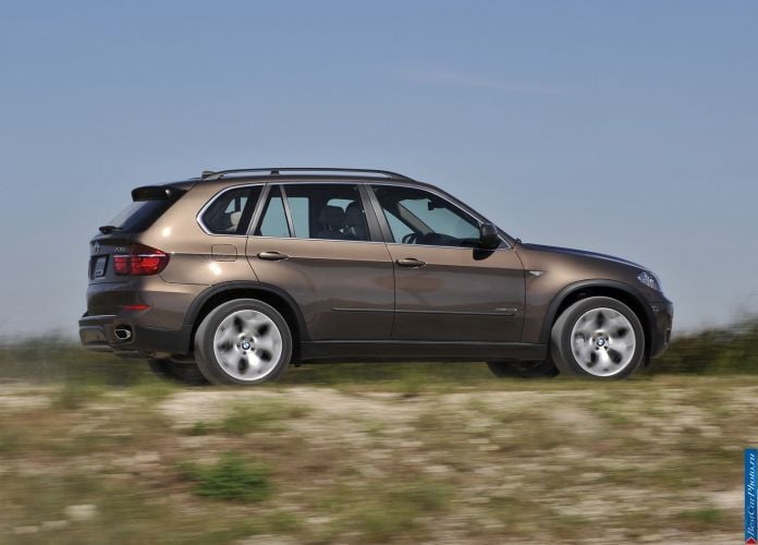 2011 BMW X5 - фотография 58 из 157