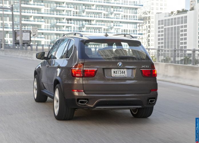 2011 BMW X5 - фотография 68 из 157