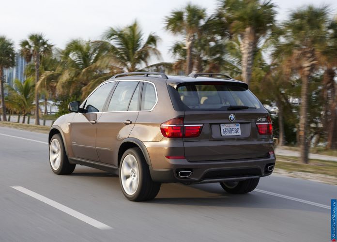 2011 BMW X5 - фотография 79 из 157