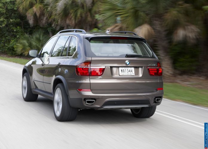 2011 BMW X5 - фотография 80 из 157