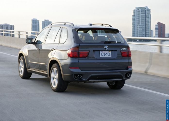 2011 BMW X5 - фотография 83 из 157