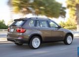 bmw_2011_x5_088.jpg