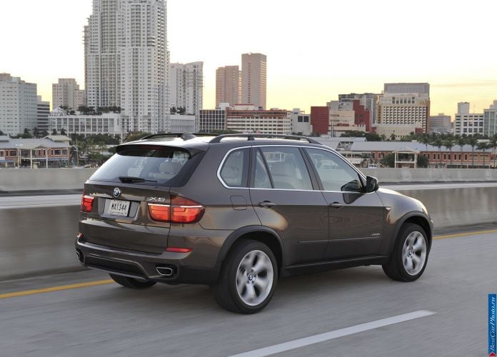 2011 BMW X5 - фотография 90 из 157