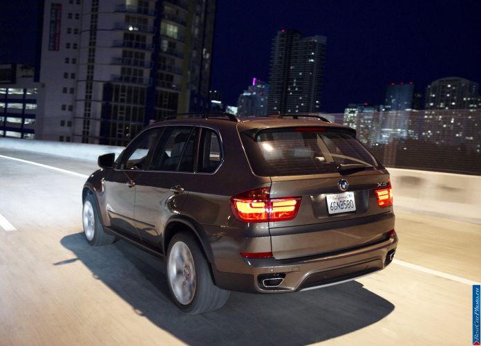 2011 BMW X5 - фотография 102 из 157