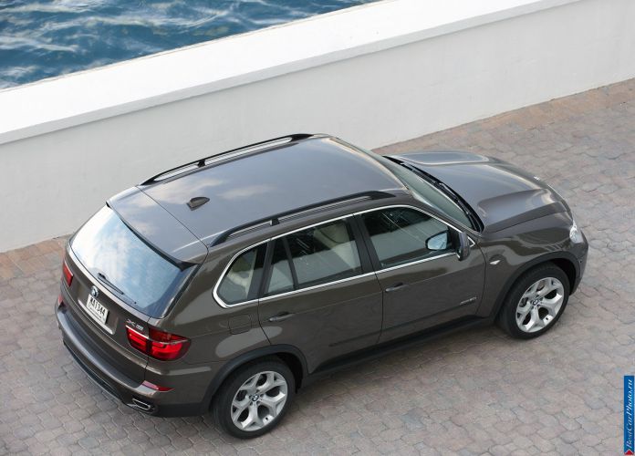 2011 BMW X5 - фотография 112 из 157