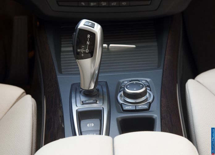 2011 BMW X5 - фотография 135 из 157 2011 BMW X5 - фотография 135 из 157