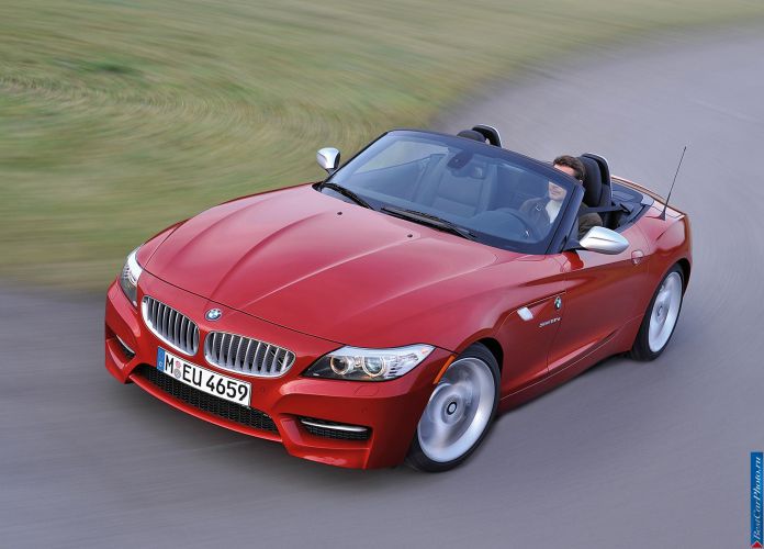 2011 BMW Z4 - фотография 2 из 32