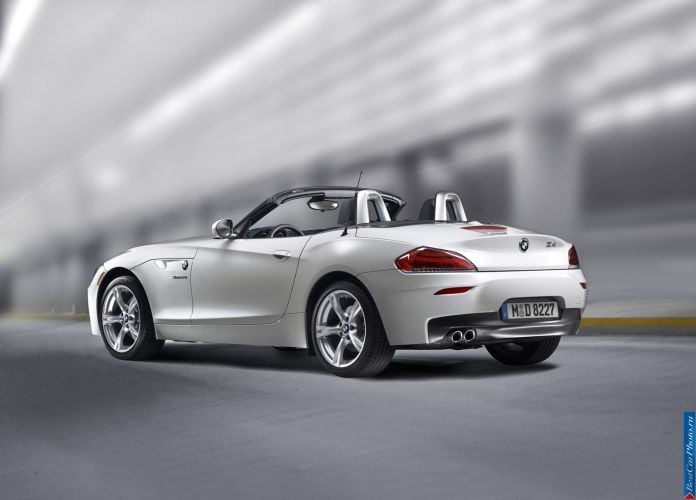 2011 BMW Z4 - фотография 13 из 32