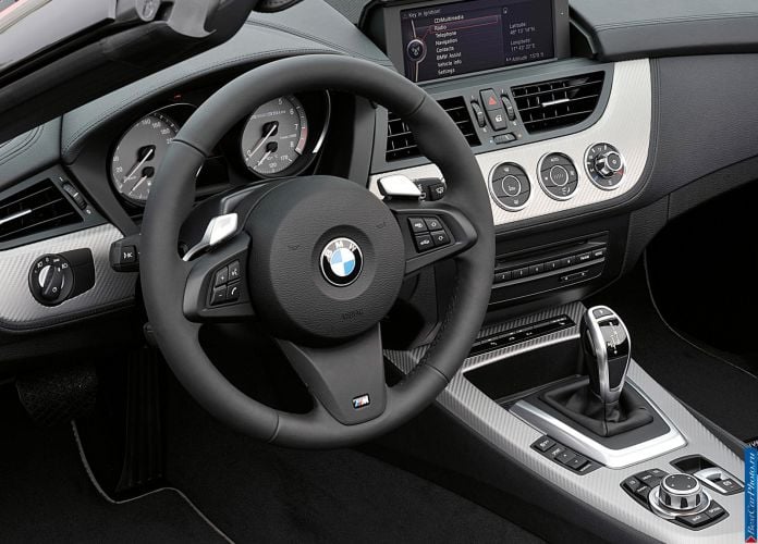 2011 BMW Z4 - фотография 22 из 32