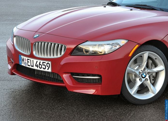 2011 BMW Z4 - фотография 25 из 32