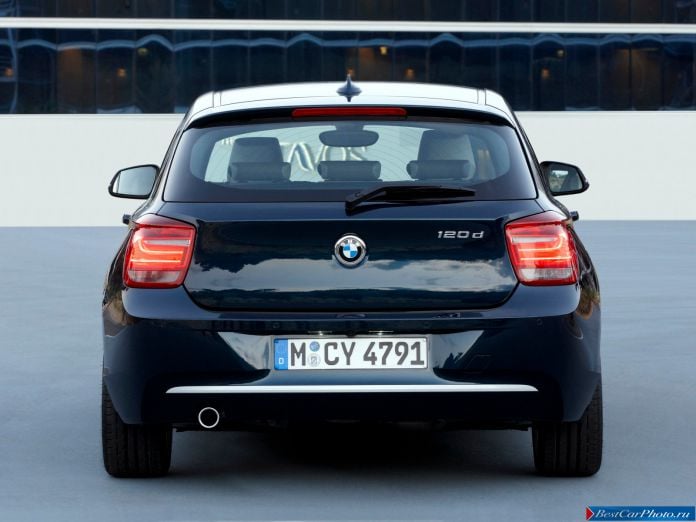 2012 BMW 1-series - фотография 12 из 31