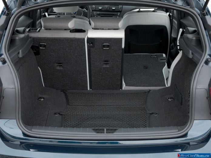 2012 BMW 1-series - фотография 30 из 31 2012 BMW 1-series - фотография 30 из 31