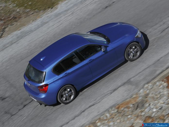 2012 BMW 1-series M - фотография 11 из 18