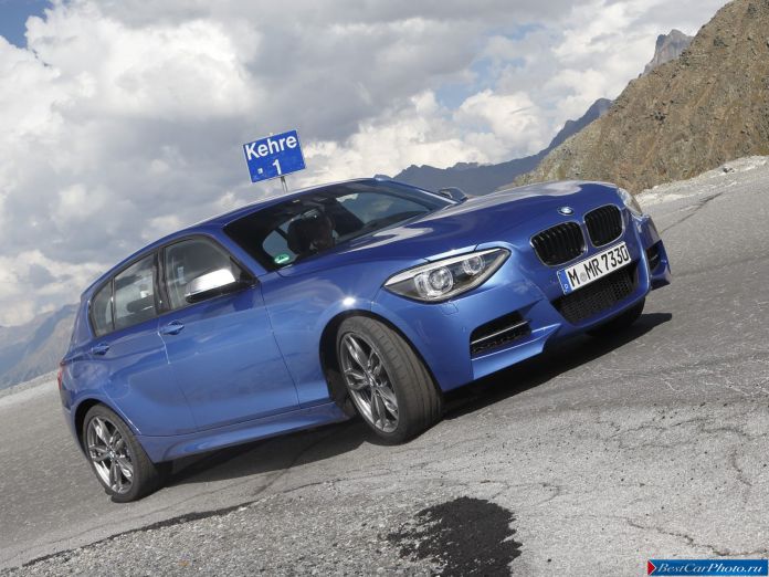 2012 BMW 1-series M - фотография 13 из 18