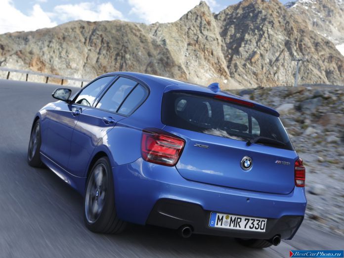 2012 BMW 1-series M - фотография 14 из 18