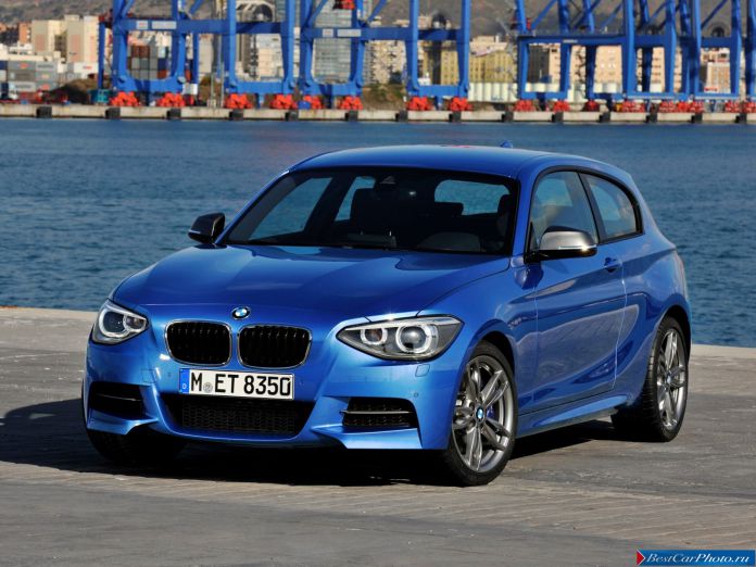 2012 BMW 1-series 3-door M135i - фотография 7 из 33