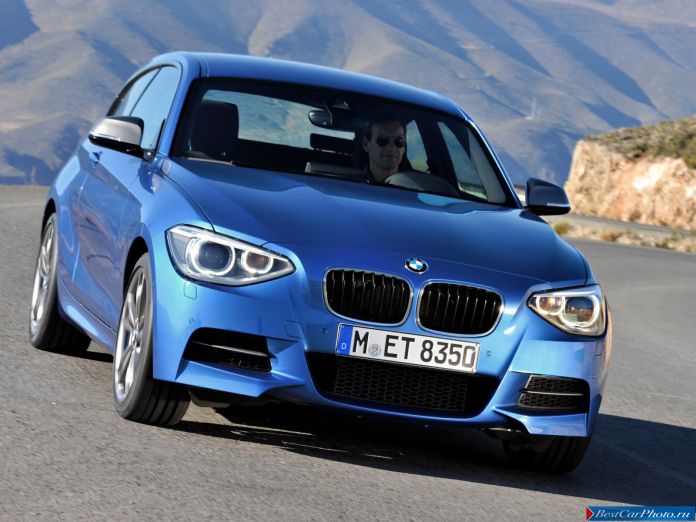 2012 BMW 1-series 3-door M135i - фотография 19 из 33