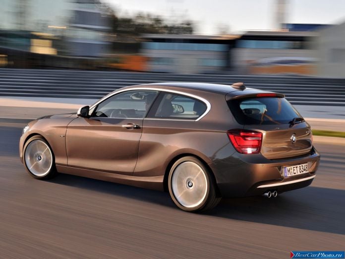 2012 BMW 1-series 3-door - фотография 4 из 20