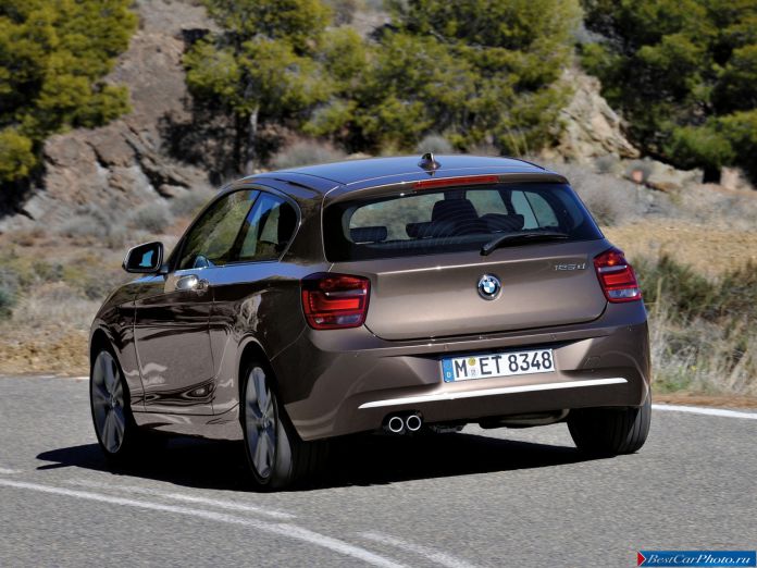 2012 BMW 1-series 3-door - фотография 10 из 20