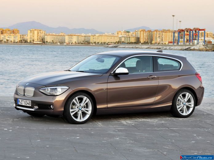 2012 BMW 1-series 3-door - фотография 14 из 20