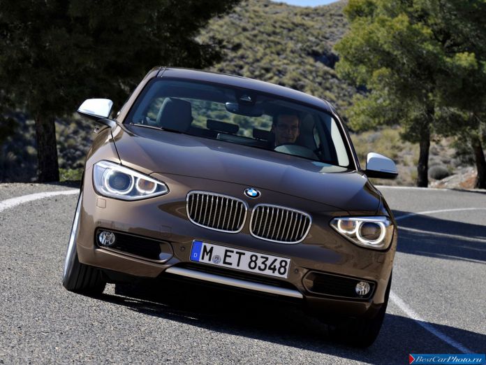 2012 BMW 1-series 3-door - фотография 18 из 20