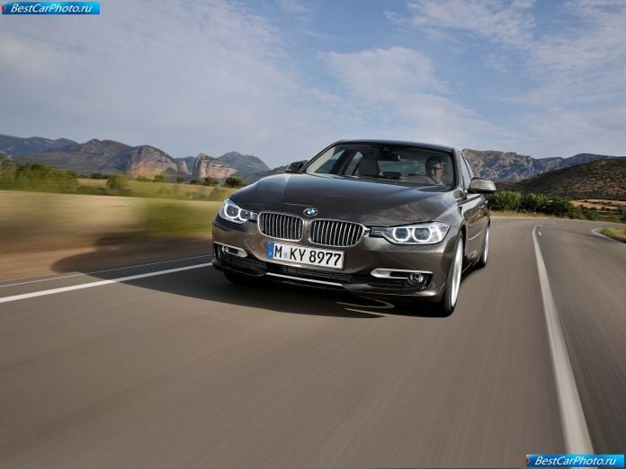 2012 BMW 3-series Sedan - фотография 21 из 114 2012 BMW 3-series Sedan - фотография 21 из 114