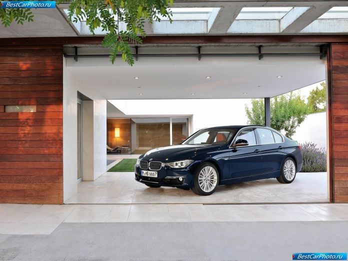 2012 BMW 3-series Sedan - фотография 26 из 114