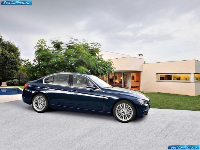 2012 BMW 3-series Sedan - фотография 31 из 114 2012 BMW 3-series Sedan - фотография 31 из 114
