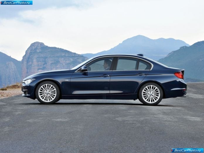 2012 BMW 3-series Sedan - фотография 36 из 114 2012 BMW 3-series Sedan - фотография 36 из 114