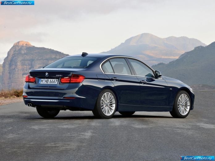 2012 BMW 3-series Sedan - фотография 42 из 114