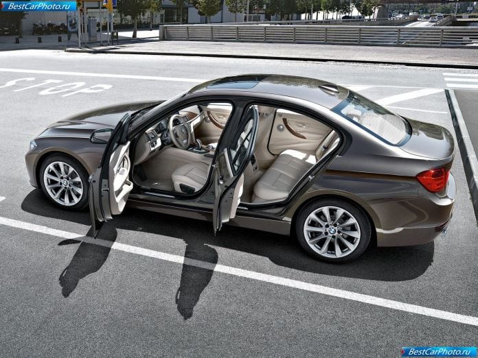 2012 BMW 3-series Sedan - фотография 49 из 114 2012 BMW 3-series Sedan - фотография 49 из 114