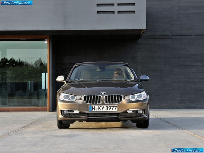 2012 BMW 3-series Sedan - фотография 57 из 114 2012 BMW 3-series Sedan - фотография 57 из 114